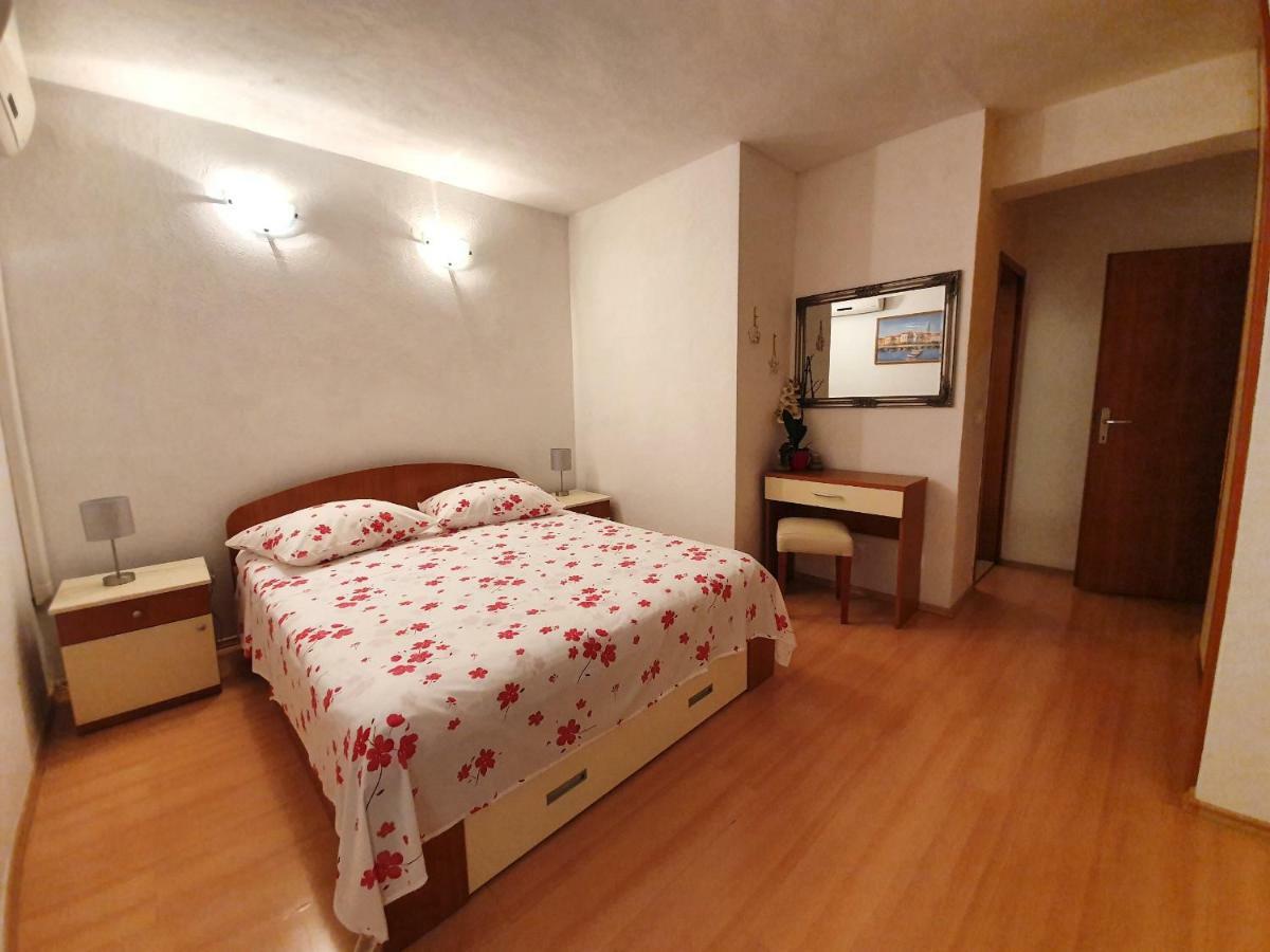 Apartmani Renata ブレラ エクステリア 写真